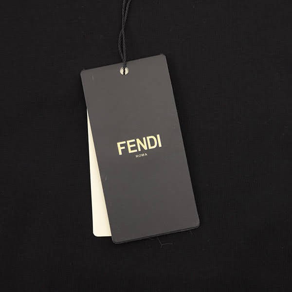 激安価格！フェンディ 偽物 ロゴ プリント コットン T シャツ fep44337